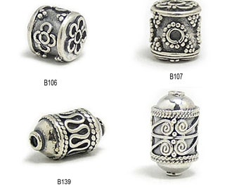 2 Stück Bali Sterling Silber Röhren Perlen, Silber Zylinder Perlen, Silber Tönnchen Perlen mit oxidiertem Antik-Finish