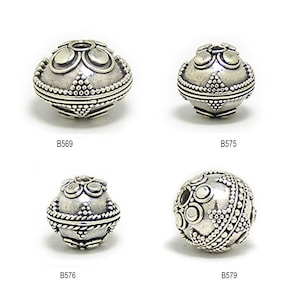 Two pcs of Bali sterling Silver round beads, handmade beads sterling silver, oxidized antique finish