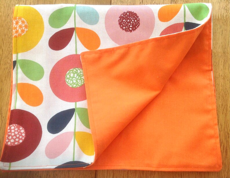 Orla Kiely tige de style floral scandi table runner pièce ...