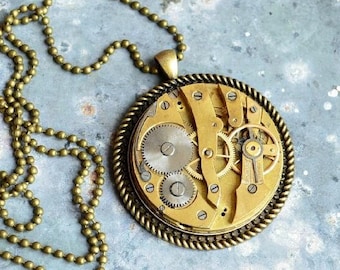 Unique Steampunk Necklace/ Vintage Necklace/ Steampunk Gold Pendant/ Clockwork Necklace/ Steampunk Bronze Necklace/ Steampunk/ Gold Necklace