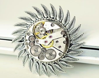 Silver Brooch/ Steampunk Sun brooch/ Brooches/ Unique brooch/ Clockwork Pin/ Vintage/ Steampunk gift/ Retro/ Gifts/ Silver Sun Brooch/ Gift