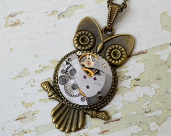 Owl Necklace/ Steampunk Owl/ Rare Steampunk pendant/ Owl jewelry/ Clockwork/ Owl lovers gift/ mom gift/ Bronze owl/ Gifts/ Owls/ watch