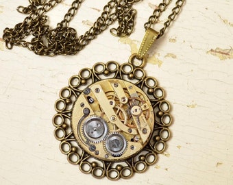 Steampunk/ Vintage/ Steampunk round pendant/ Necklace/ Clockwork Neclace/ Old pendant/ Steampunk Bronze/ Retro/ Steampunk Necklace/ Gift