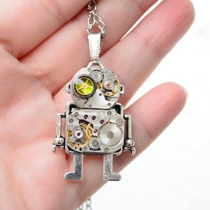 Android Necklace, Sci Fi Necklace, Fantasy Pendant, Steampunk Robot, Necklace Robot, Robot pendant, Industrial Necklace, Android Pendant,