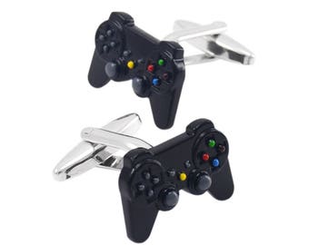Novelty Men/'s Accessory Cufflinks Husband Boss Gift Idea For Father Boyfriend Video Game Controller Cufflinks and Gift Box