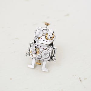 Brooch Robot/ Green eye Robot Steampunk Brooch/ Funny Robot Brooch/ Mr Robot/ Industrial Brooch/ Android/ Robot lovers gift/ Cool Gifts image 9