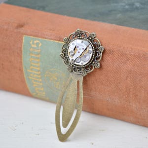 Bookmark/ Steampunk/ Unique bookmark/ Antique Book Mark/ Clockwork/ Vintage/ Steampunk gift/ Steampunk Bookmark/ Watch Bookmark/ Book lovers