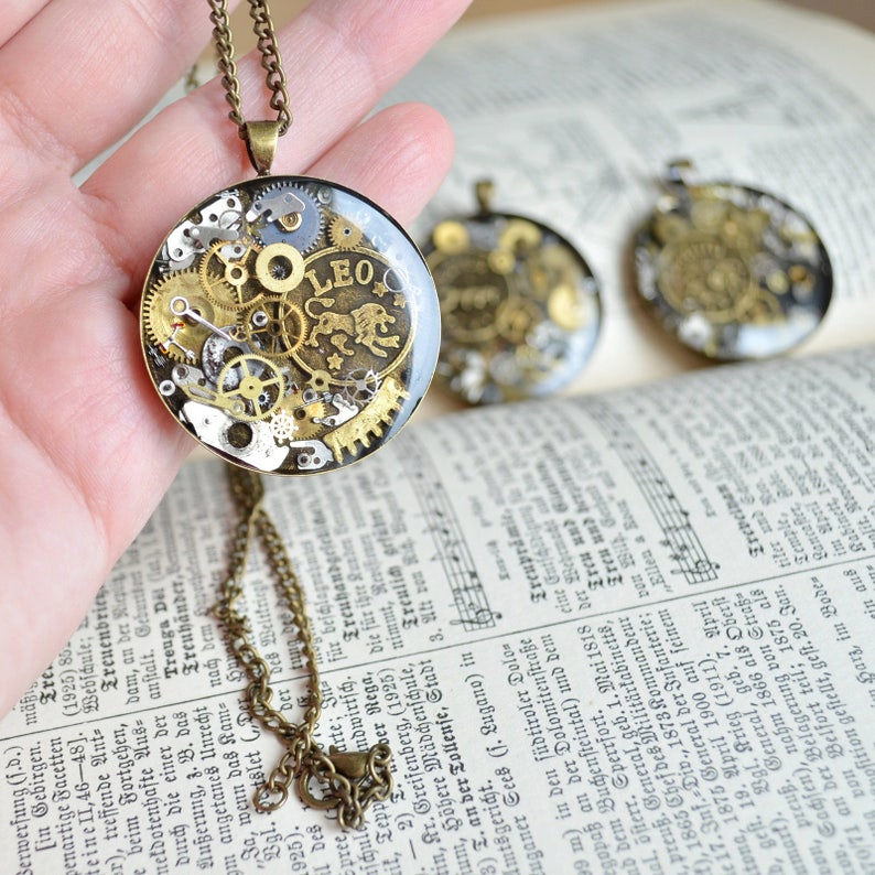 Sign of the Zodiac Steampunk necklace Pendant Zodiac Round pendant Necklace Gift for Her Steampunk gift Vintage Pendant Zodiac Gifts