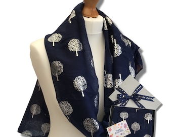 Black Daisy Metallic Foil Print Scarf scarves shawl throw wrap present gift bag
