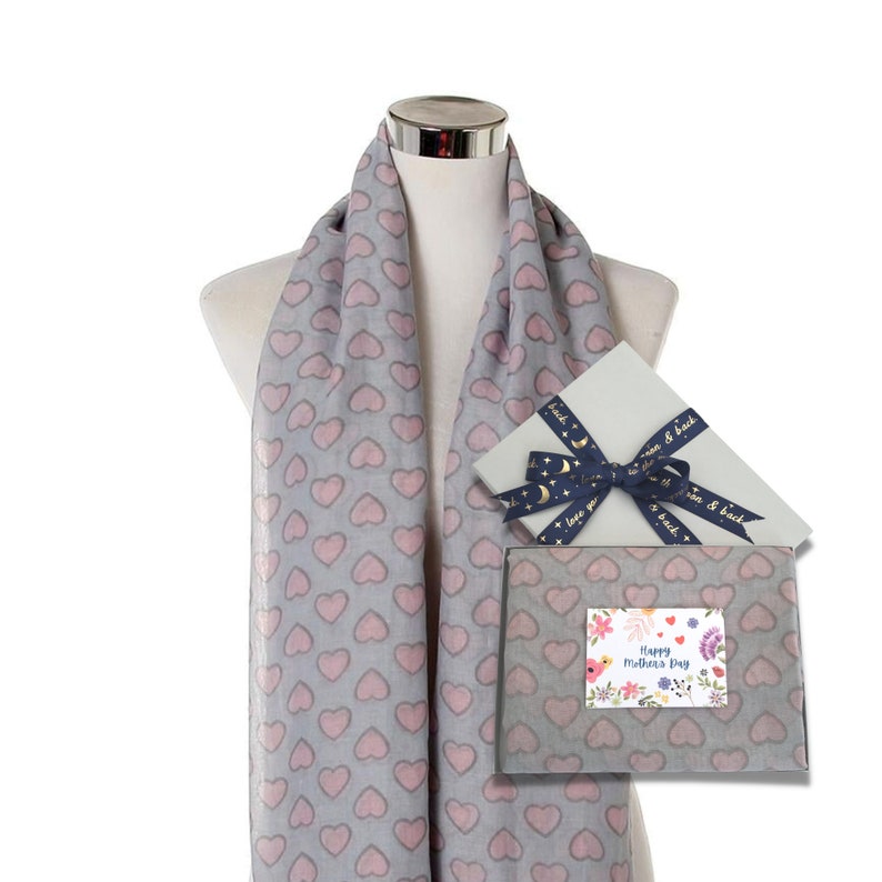Mothers Day Heart Print Scarf Gift Box, Pink Heart Print Gift Scarf Box for Mums, Mothering Sunday Letterbox Gift UK, Scarf Gift for Her 画像 1