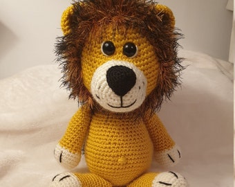 Lucky the friendly lion. Handmade quality crochet soft toy.