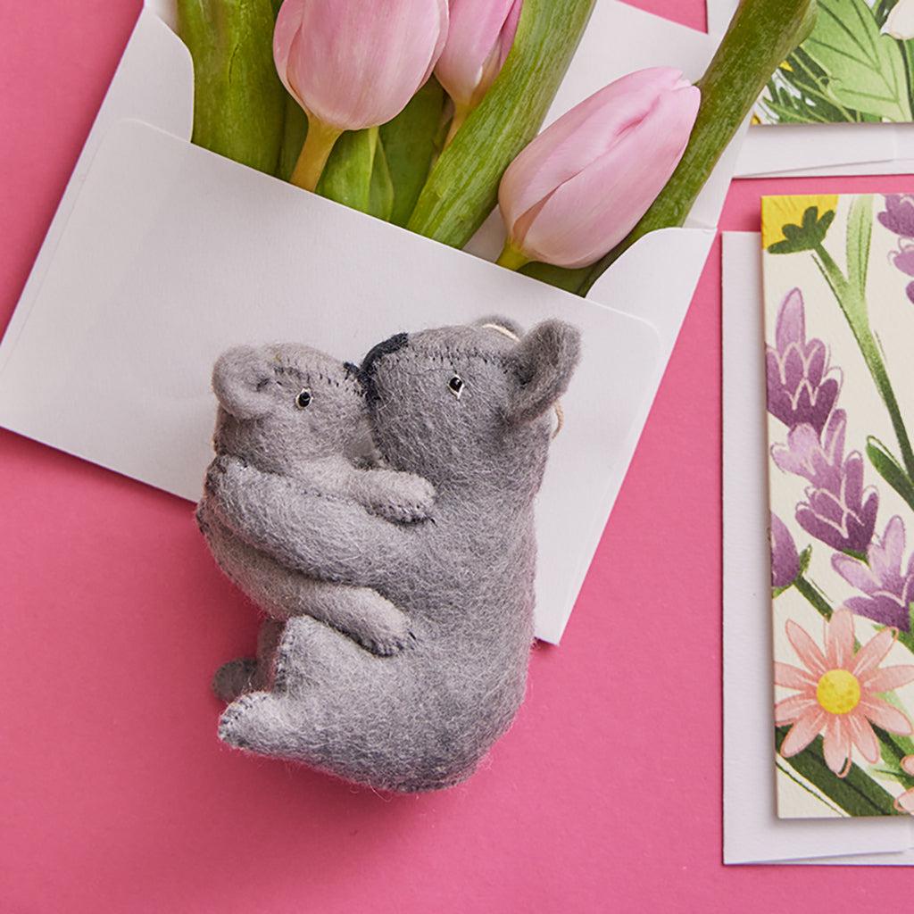 Something Different Statuetta Koala Madre E Figlio – Ornamento In Resina Multicolore, 2 Pezzi, 150 G, Regalo Per La Festa Della Mamma