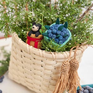 Blueberry Pint Ornament, Handmade Felt Keepsake, Farmers Market Decor, Whimsical Summer Fruit Gift for Garden & Kitchen Lovers image 5
