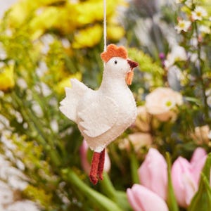 White Hen Ornament, Hand Felted Bird Charm, Handmade Countryside Decor, Felt Farm Animal