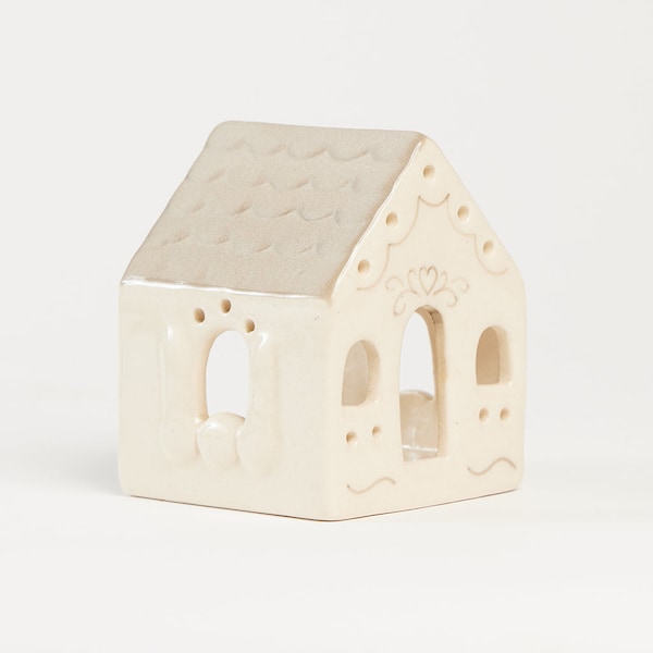 Gingerbread House Ceramic Tea-Light Holder, Handcrafted Stoneware Holiday Decor, Handmade Home Accessory