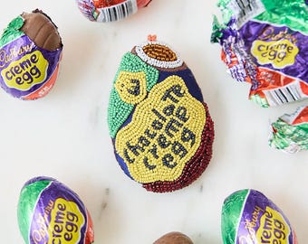Schokolade Creme Ei Perlen Ornament, handbestickter Candy Charm, handgemachter Oster Dekor