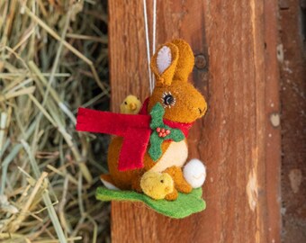 Brown Sitting Bunny with Chicks Ornament, Hand Felted Rabbit Charm, Handmade Easter Decor
