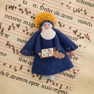 Collector&#39;s Edition Hildegard of Bingen Ornament, Hand Felted Patron Saint Charm, Handmade German Decor