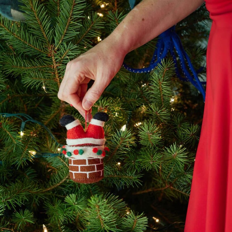 Craftspring Chimney Santa Ornament - Thumbnail 5