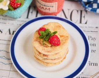Strawberry Pancake Stack Ornament, Handmade Breakfast Keepsake Decor, Felt Kitchen Gift for Brunch Lovers, Foodie Holiday Tree Decoration
