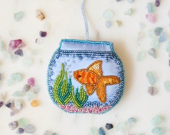 Fishbowl Beaded Ornament, Handmade Aquarium Decor, Colorful Goldfish Keepsake, Whimsical Pet Charm