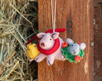 Festive Farm Animals Ornament, Handmade Felt Barnyard Decor, Whimsical Country Keepsake, Farmhouse Gift, Chicken Pig Bunny Collectible