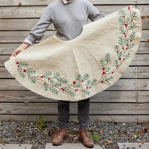Falda grande para árbol de pino de invierno de color blanco de 56", cubierta para árbol de mezcla de lana merino hecha a mano, decoración navideña hecha a mano
