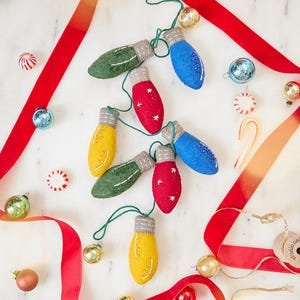 Guirnalda de luces vintage, bombillas de fieltro de colores para colgar en la pared, decoración navideña artesanal