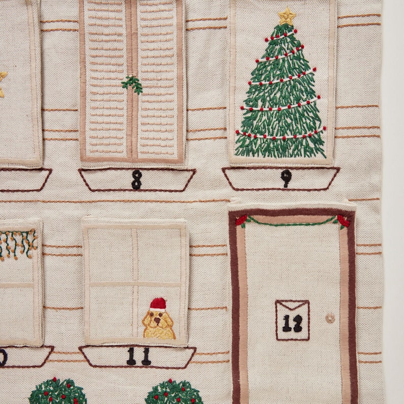 Christmas In The City 12 Days Advent Calendar, Hand Embroidered Countdown Calendar, Linen Holiday Decor image 5