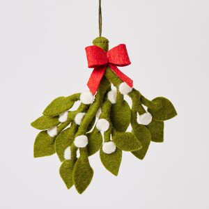 Medium Mistletoe Kiss Ornament, Hand Felted Green Winter Leaf Charm, Handmade Christmas Holiday Decor