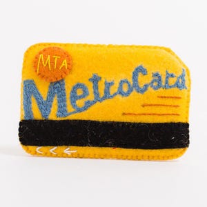 Subway-kaart, handgevilt MetroCard-ornament, handgemaakte reissouvenir