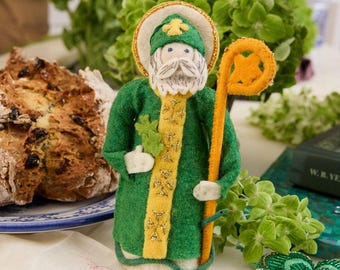 Saint Patrick Ornament, Hand Felted St. Patrick's Day Charm, Handmade Irish Decor