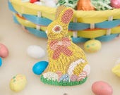 ひーちゃんです☆イースター、春の飾りなど チョコレートイースターバニービーズオーナメント、手刺繍の春の
