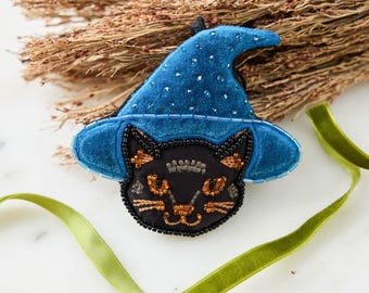 Black Cat Beaded Ornament, Handmade Halloween Witch Hat Decor, Festive Feline Keepsake, Cat Lover Gift, Magical Fall Collectible