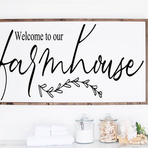 ファームハウスサインへようこそ、ファミリーサイン、ファミリーウォールデコレーション、ウェディングギフト、記念日サイン、ファームハウスサイン木製サイン
