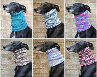 Écharpe cache-cou Greyhound, Lurcher, Whippet Snood. Fait à la main avec du fil super épais. Multicolore. Carnaval mauve robinier bois flotté mélodie