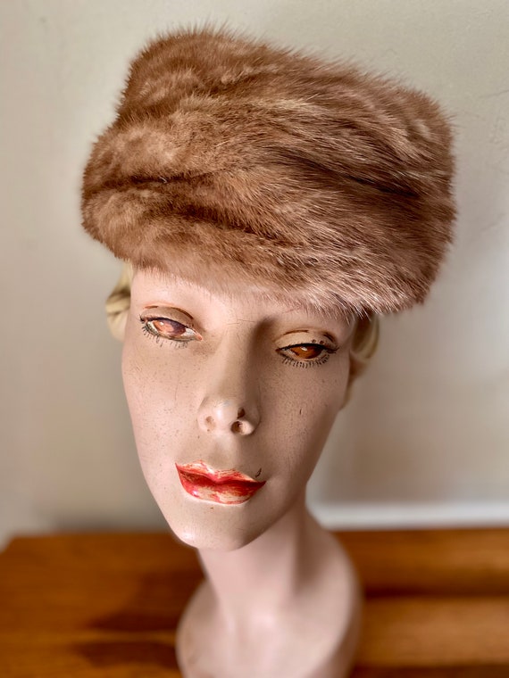 True Vintage 1960s  Genuine Mink Fur Pillbox Style