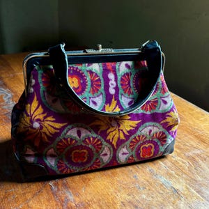 Psychedelic Mod  Velveteen Fabric 1960s Top Handle Satchel Purse