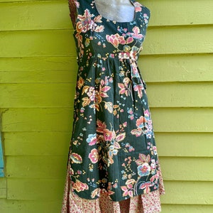 Adorable Holly Hobbie Style 1970s Mindy Malone Brand Appalachian Pinafore Style Calico Dress 1970s Size 11/ 2022 Size 6