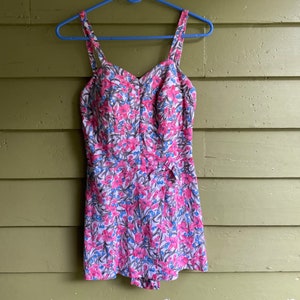 Gorgeous Rare 1950s Cotton One Piece Women’s Swimsuit with Especially Lovely Floral Print in Very Good Condition Size XS