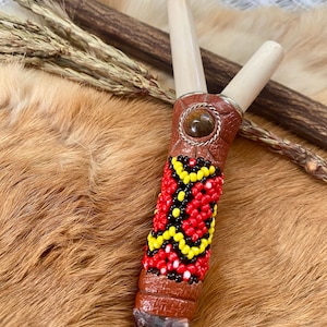 Beaded Bone Kuripe – Tiger's Eye Inlay, Crystal Self-Applicator