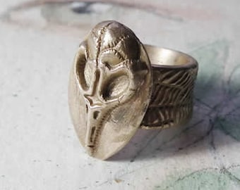 Bague Gothique Crâne de corbeau Bronze Couleur Or bijou unisexe Wicca pour Homme et Femme Biker Pirate