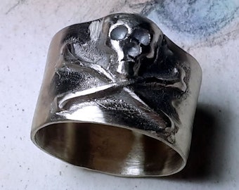 3 Unisex Skull & Crossbones Pirate Rings Silverbronze  Jewelry  for Men and Women, Biker, Copper or  Goldbronze possible