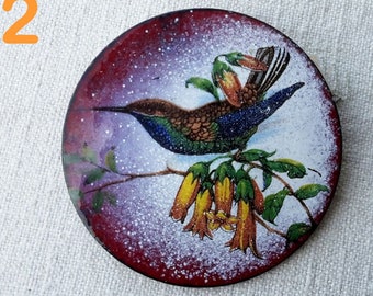 Handmade romantic vintage round brooch,   enamel on copper with vitreous decal of hummingbirdsafety needle