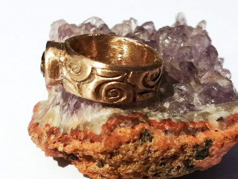 Unisex art-deco ring handmade in goldbronze 1 grün CZirconia, copper and 7 colors CZirconia & 2 colors corundum possible too image 3