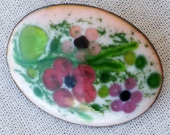 Romantic oval brooch in fire enamel with little pink flowers (number 4) on white opale & green enamel, security needle 3 other coours poss.