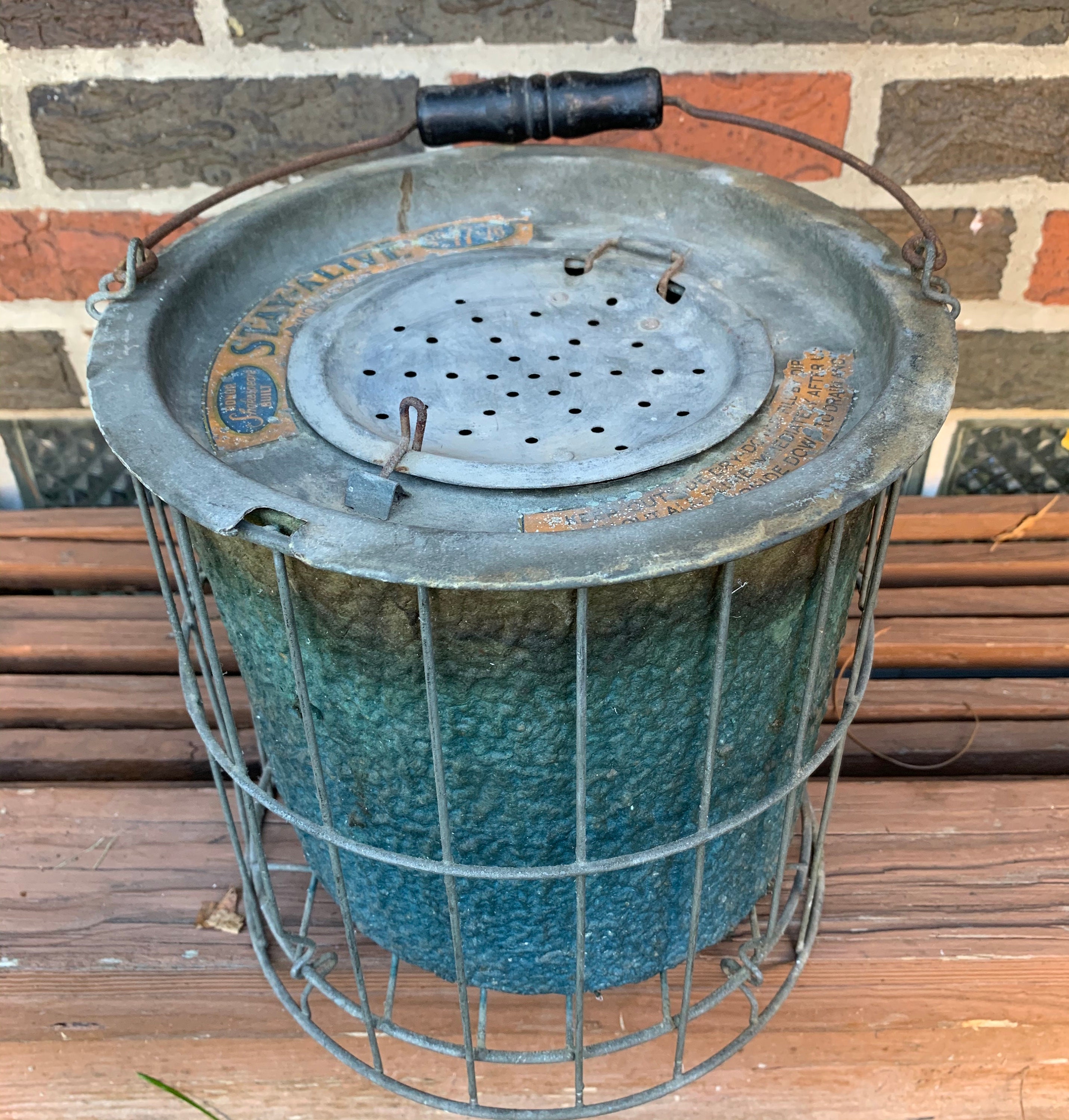 Shakespeare Minnow Bucket Stay Alive No. 77-76 Cage Antique Bait Tin -   India