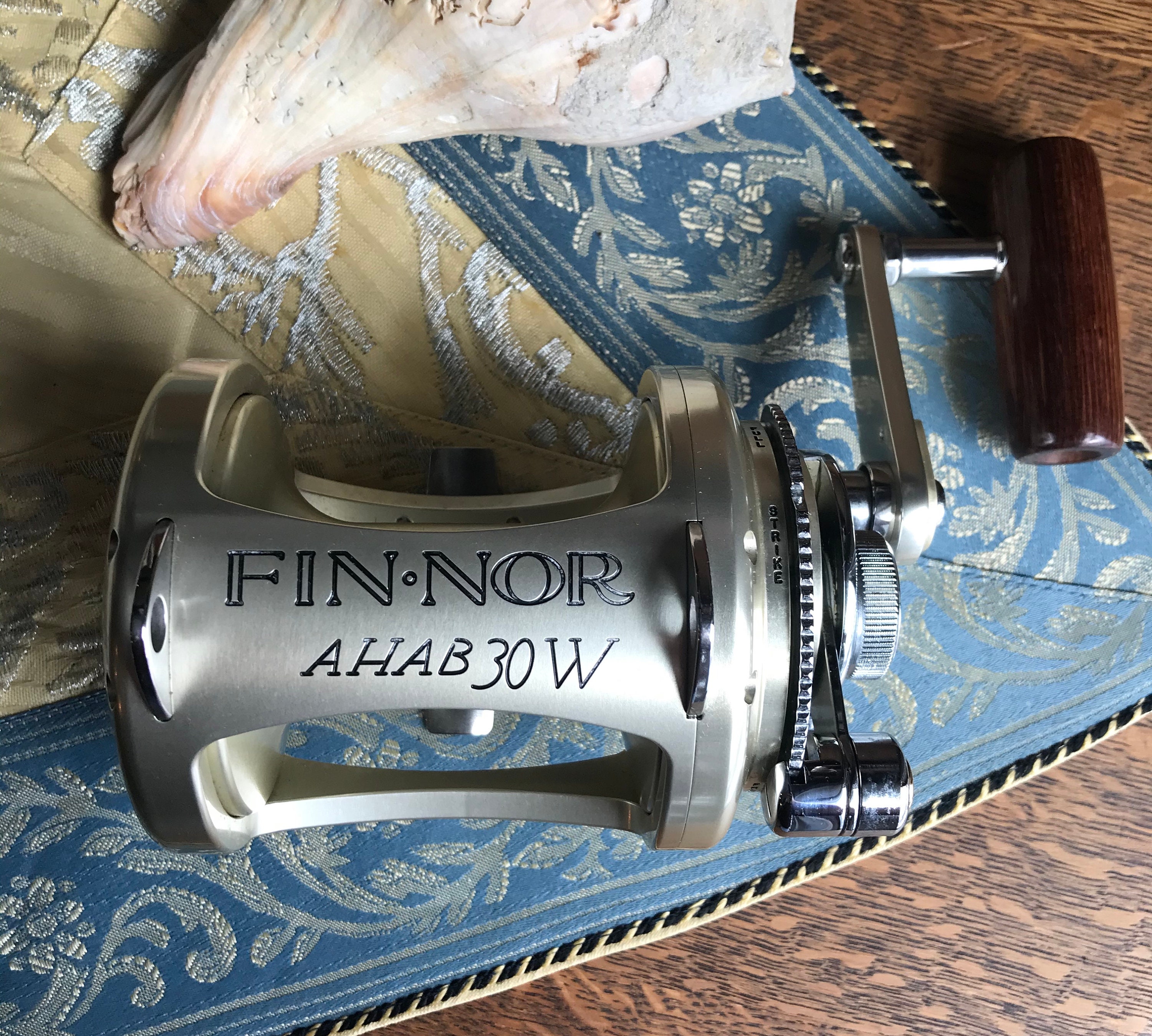 Fin nor Ahab 30W Trolling Reel Gold New in Box/ Papers Unused Big