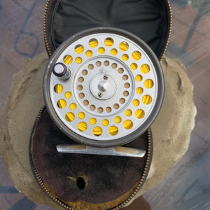 Vintage Hardy Fly Reel LRH Lightweight in Nice Condition W/ Hardy
