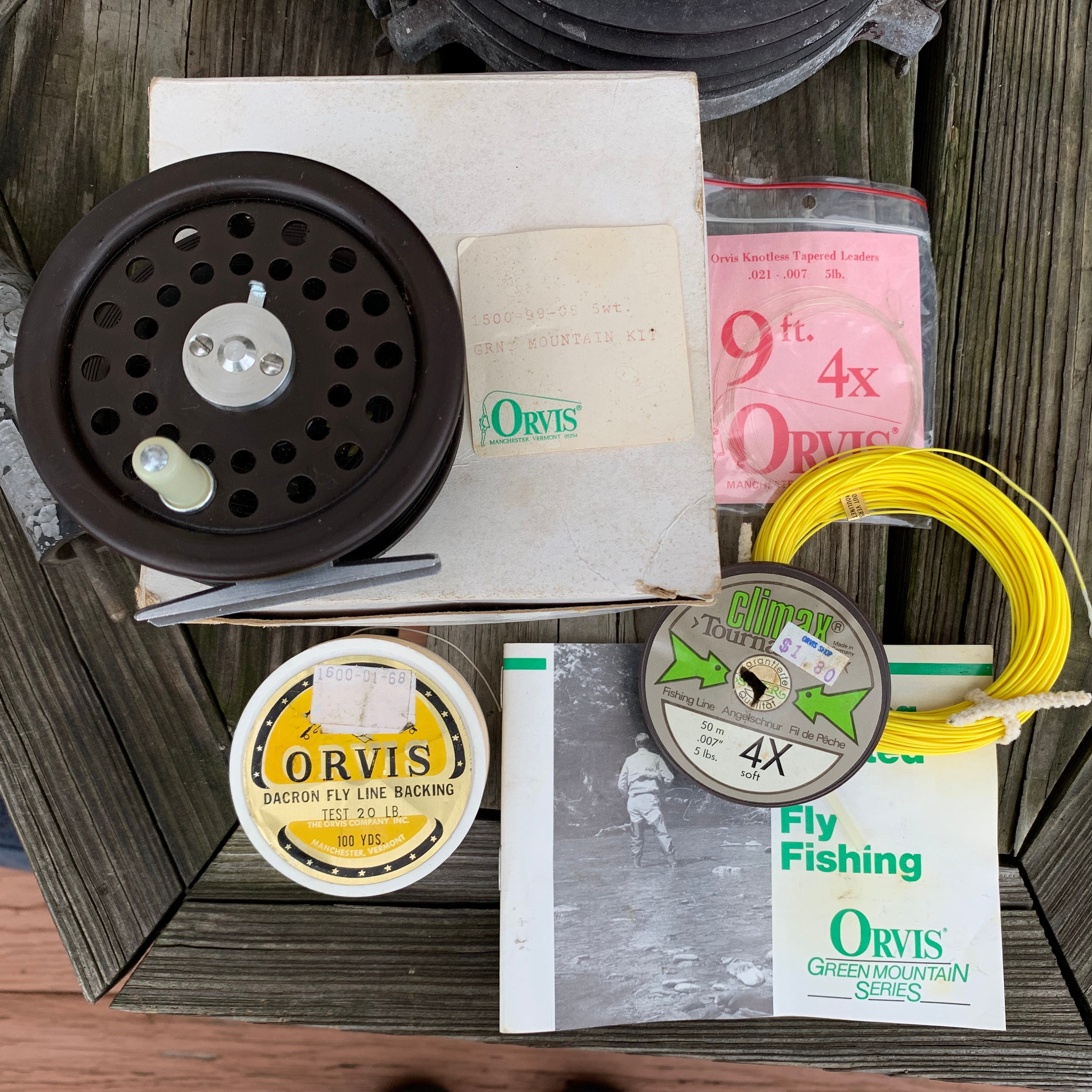 Orvis Rocky Mountain large arbor III 3 3/4 reel with Orvis pouch